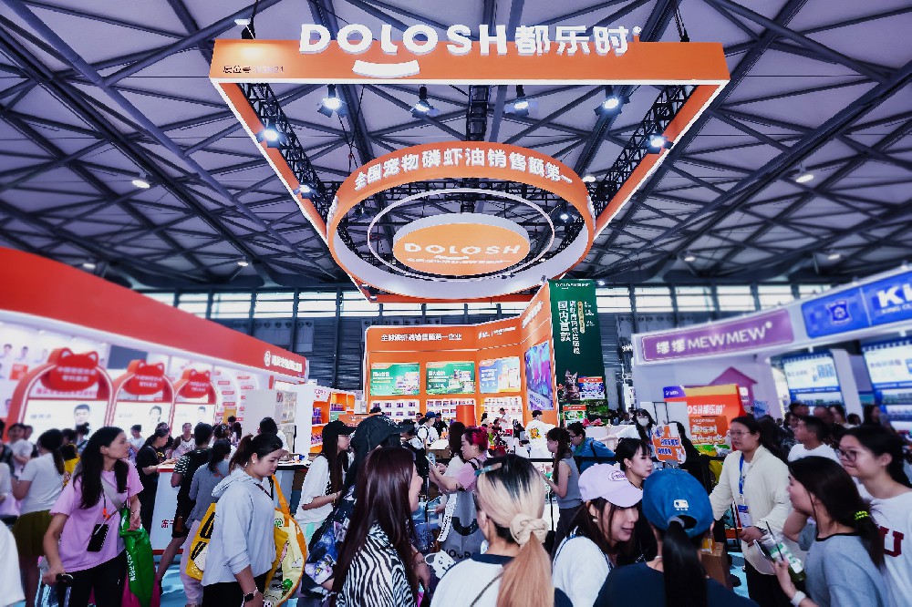 宠物磷虾油第一品牌都乐时亮相亚宠展，重磅发布国内首款磷虾鹿肉猫粮